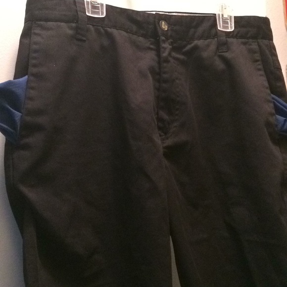 Volcoms  shorts - Picture 1 of 1